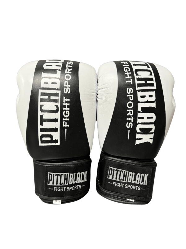 Pitch Black 18oz Training Gloves - Image 2